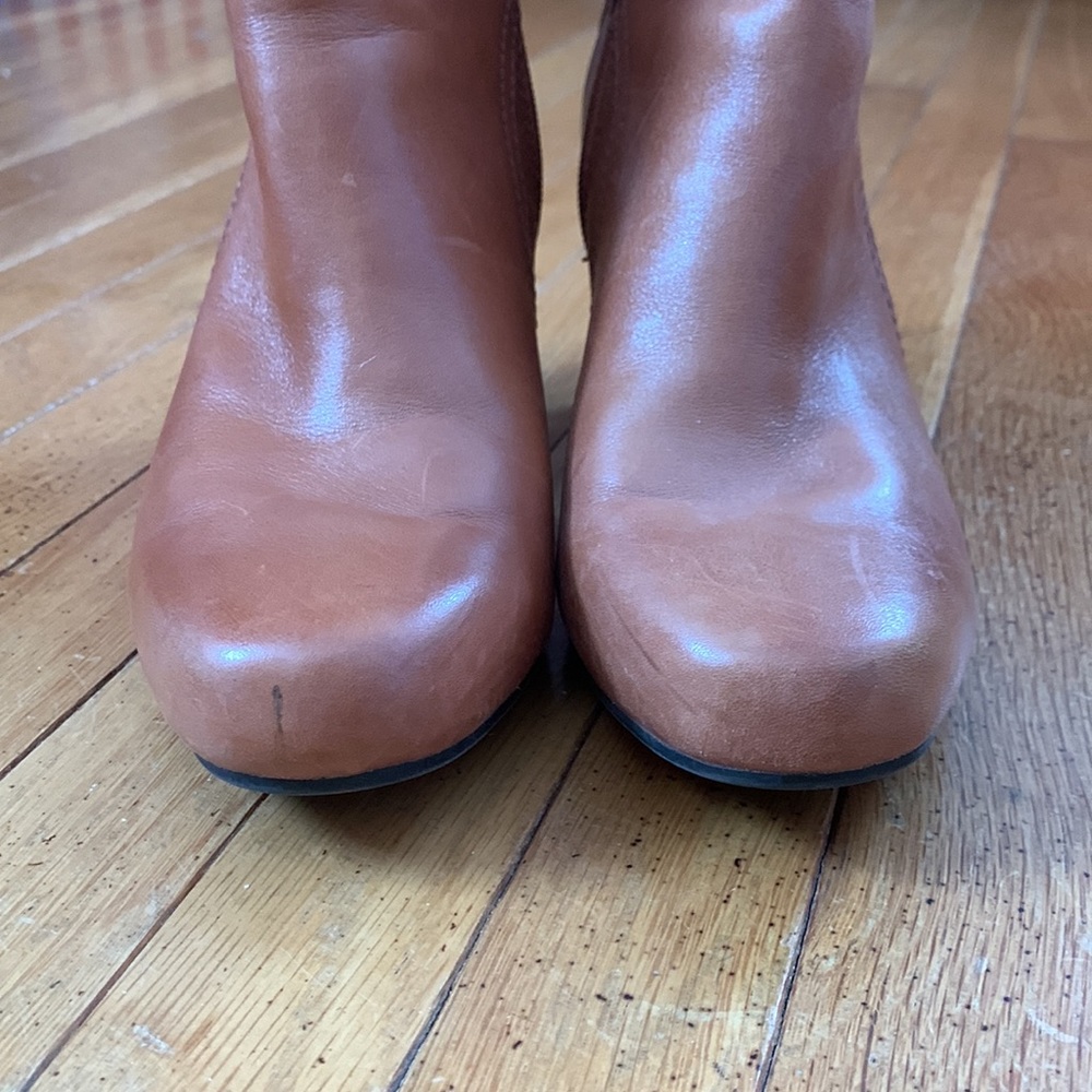 Clark’s booties - Picture 2 of 7